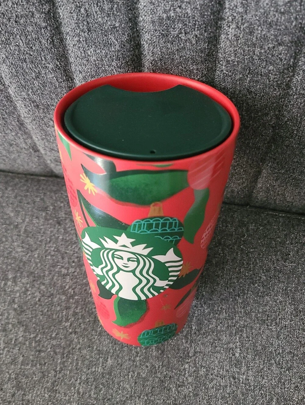 Starbucks 2019 Ceramic Holiday Traveler 12oz Tumbler Cup Mug Christmas Ornaments